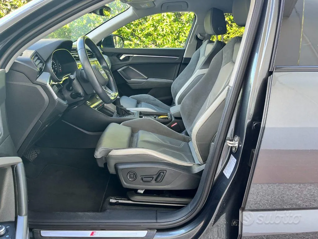 Audi Q3 2022 photo 5