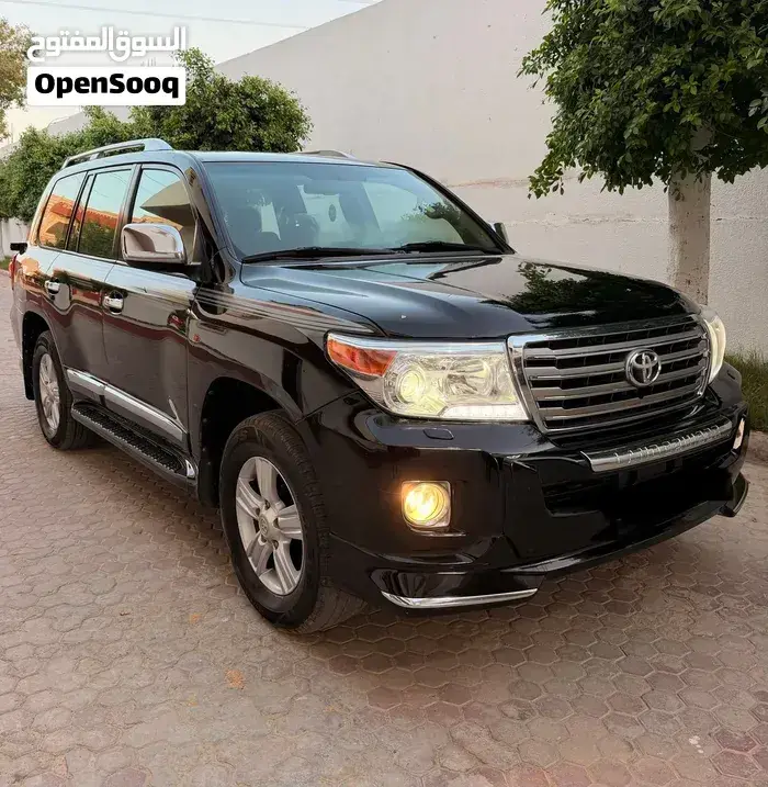 Toyota Land Cruiser 2010 photo 5