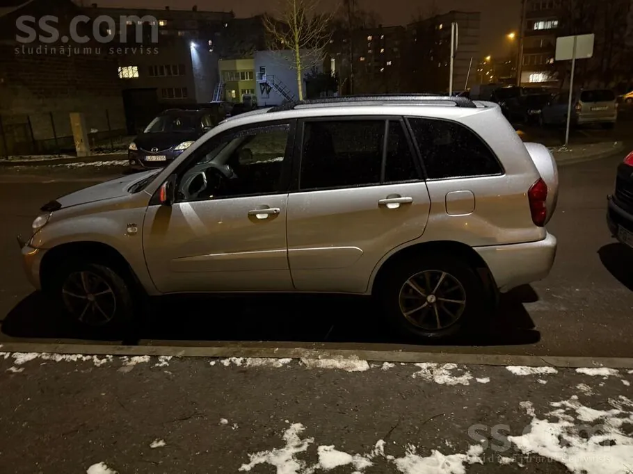 Toyota Rav4 2005 photo 3