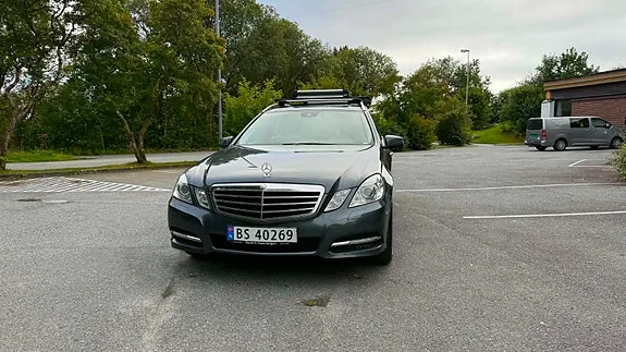 Mercedes-Benz E220 D 2011 photo 2