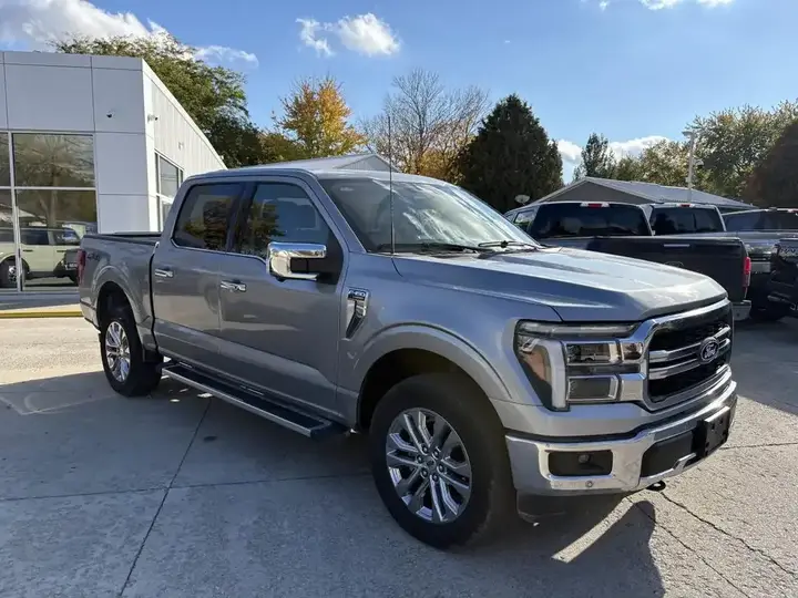 Ford F-150 2025 photo 3