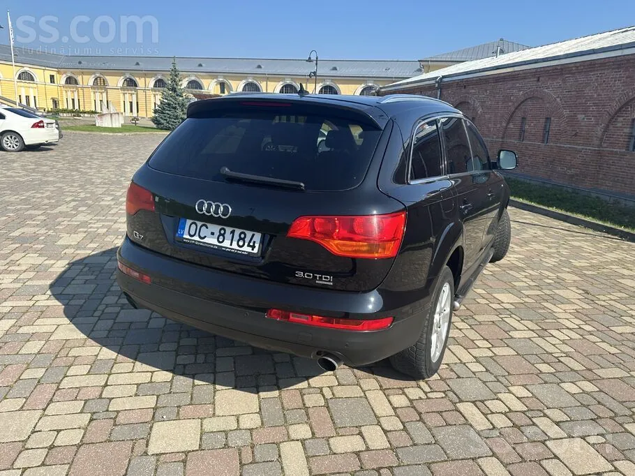 Audi Q7 2006 photo 3