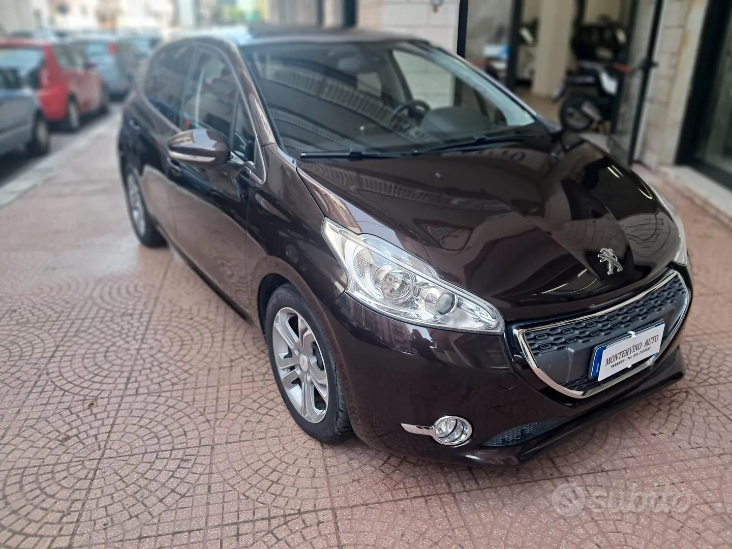 Peugeot 208 2012 photo 4