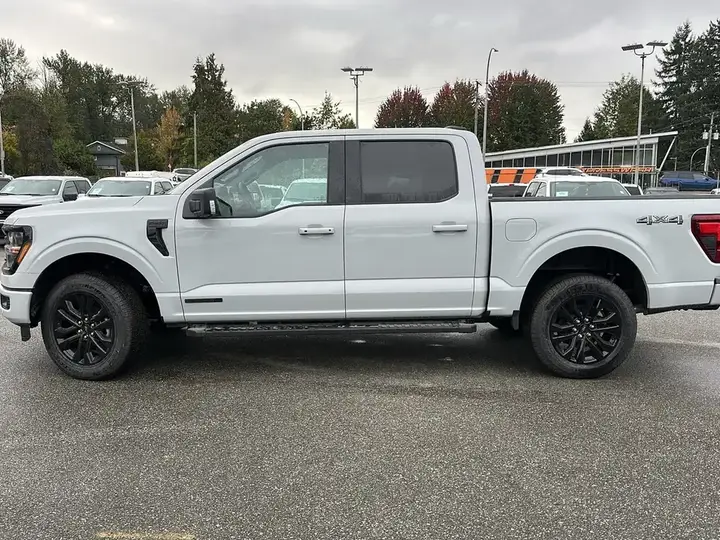 Ford F-150 2026 photo 2