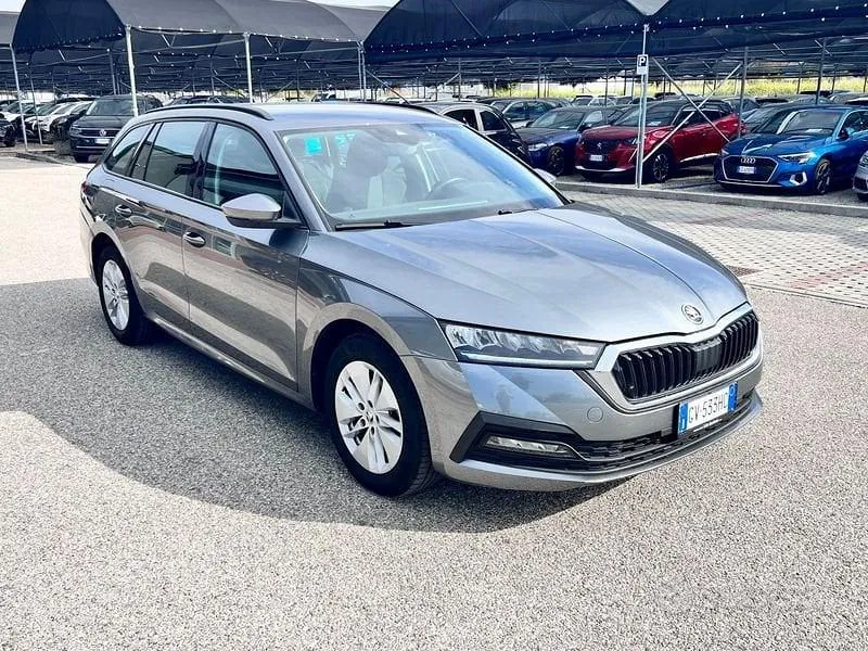 Skoda Octavia 2024 photo 2