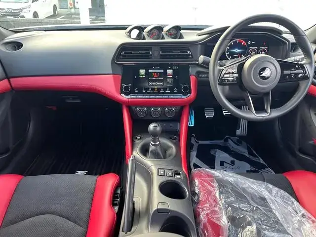 Nissan Fairlady Z 2024 photo 2
