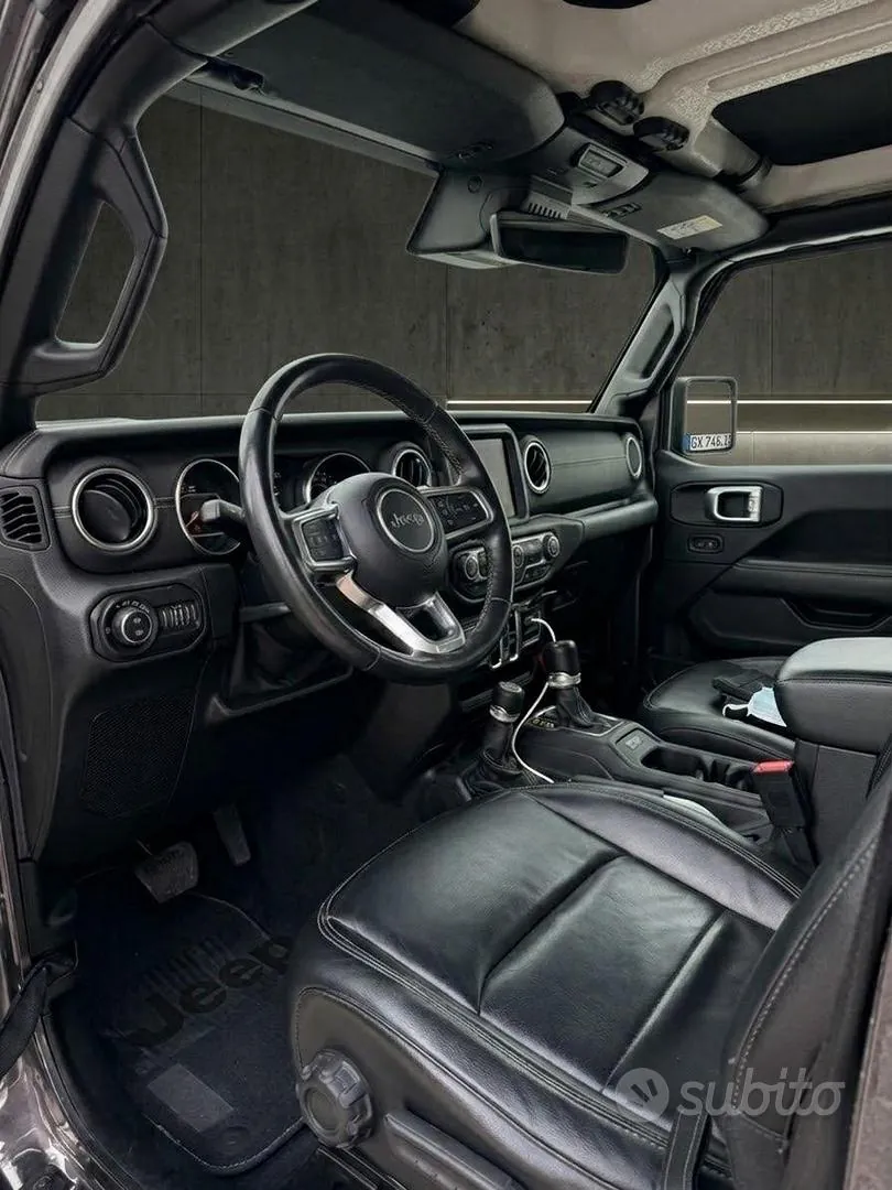 Jeep Wrangler Unlimited 2021 photo 4