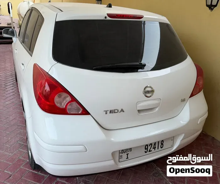 Nissan Tiida 2013 photo 3