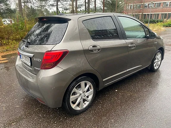 Toyota Yaris 2016 photo 4