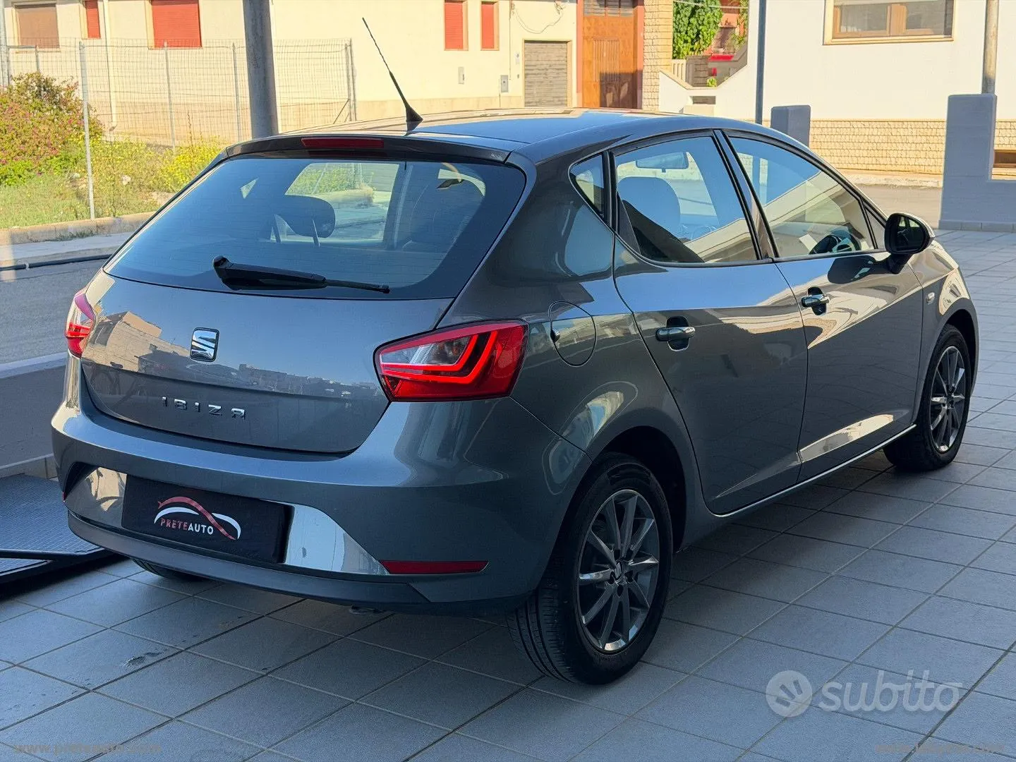 Seat Ibiza 2017 photo 4