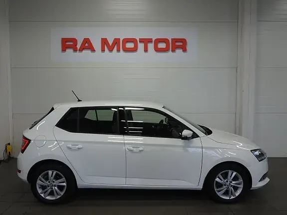 Skoda Fabia 2021 photo 4