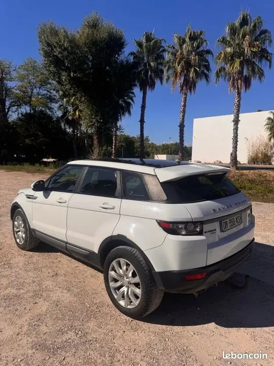 Land Rover Range Rover Evoque 2014 photo 4