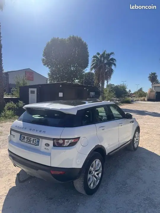 Land Rover Range Rover Evoque 2014 photo 2
