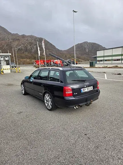 Audi A4 2001 photo 4