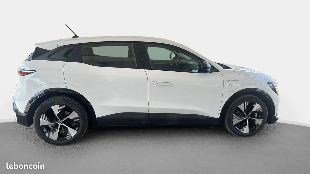 Renault Megane 2023 photo 5