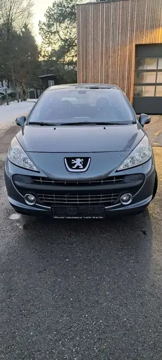 Peugeot 207 2008 photo 2
