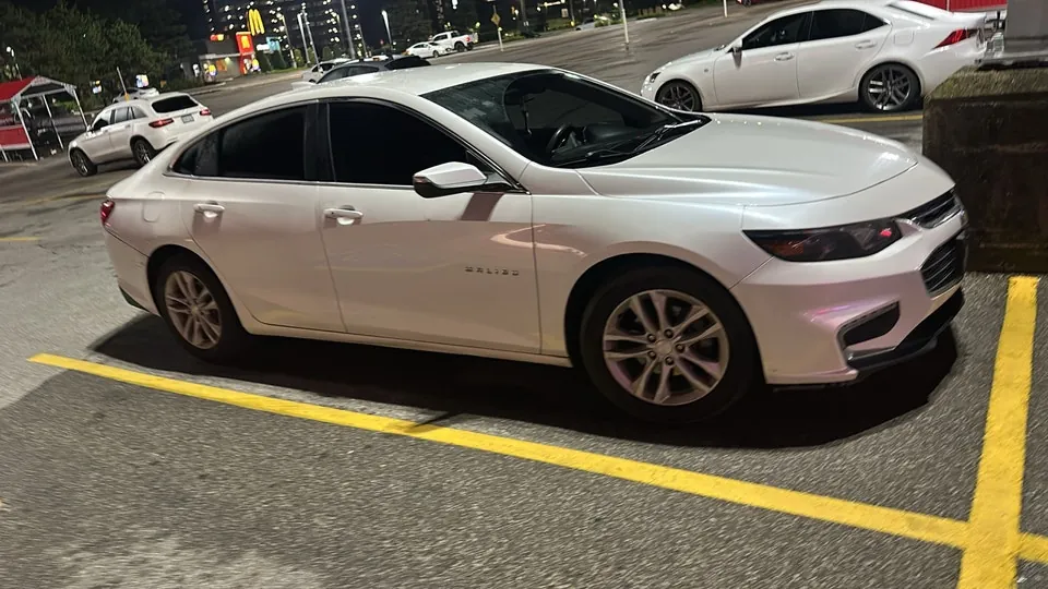 Chevrolet Malibu 2017 photo 2