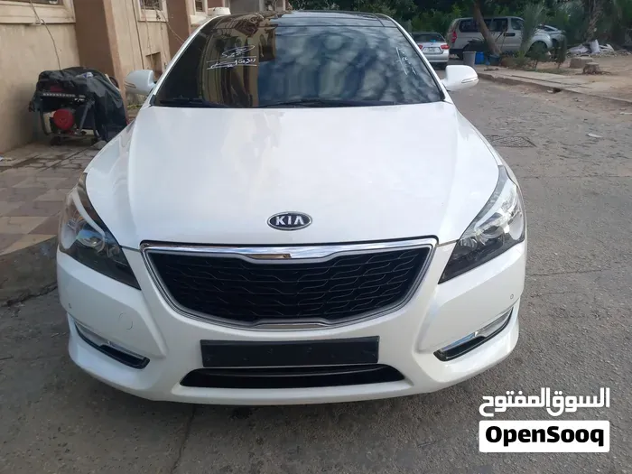 Kia Cadenza 2012 photo 2