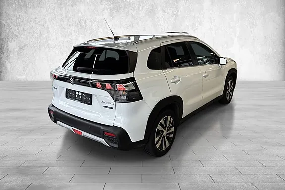 Suzuki S-Cross 2023 photo 5