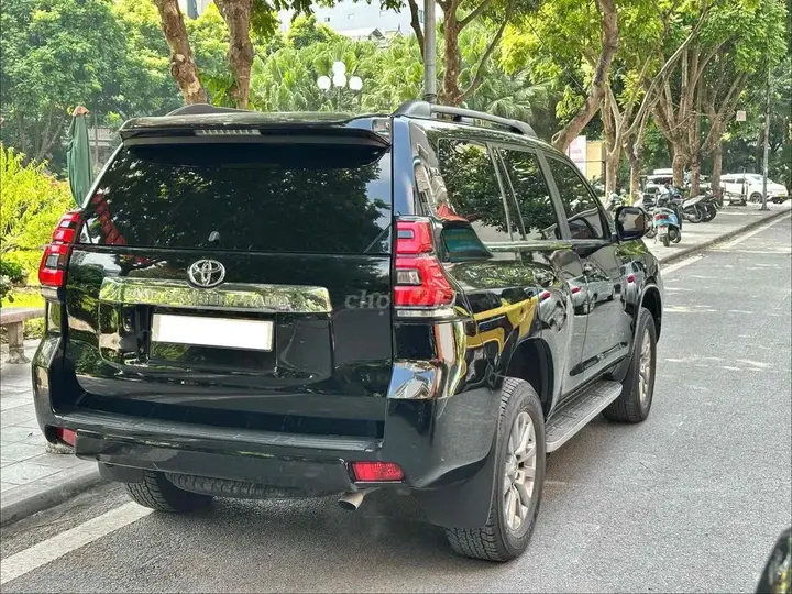 Toyota Land Cruiser Prado 2021 photo 4