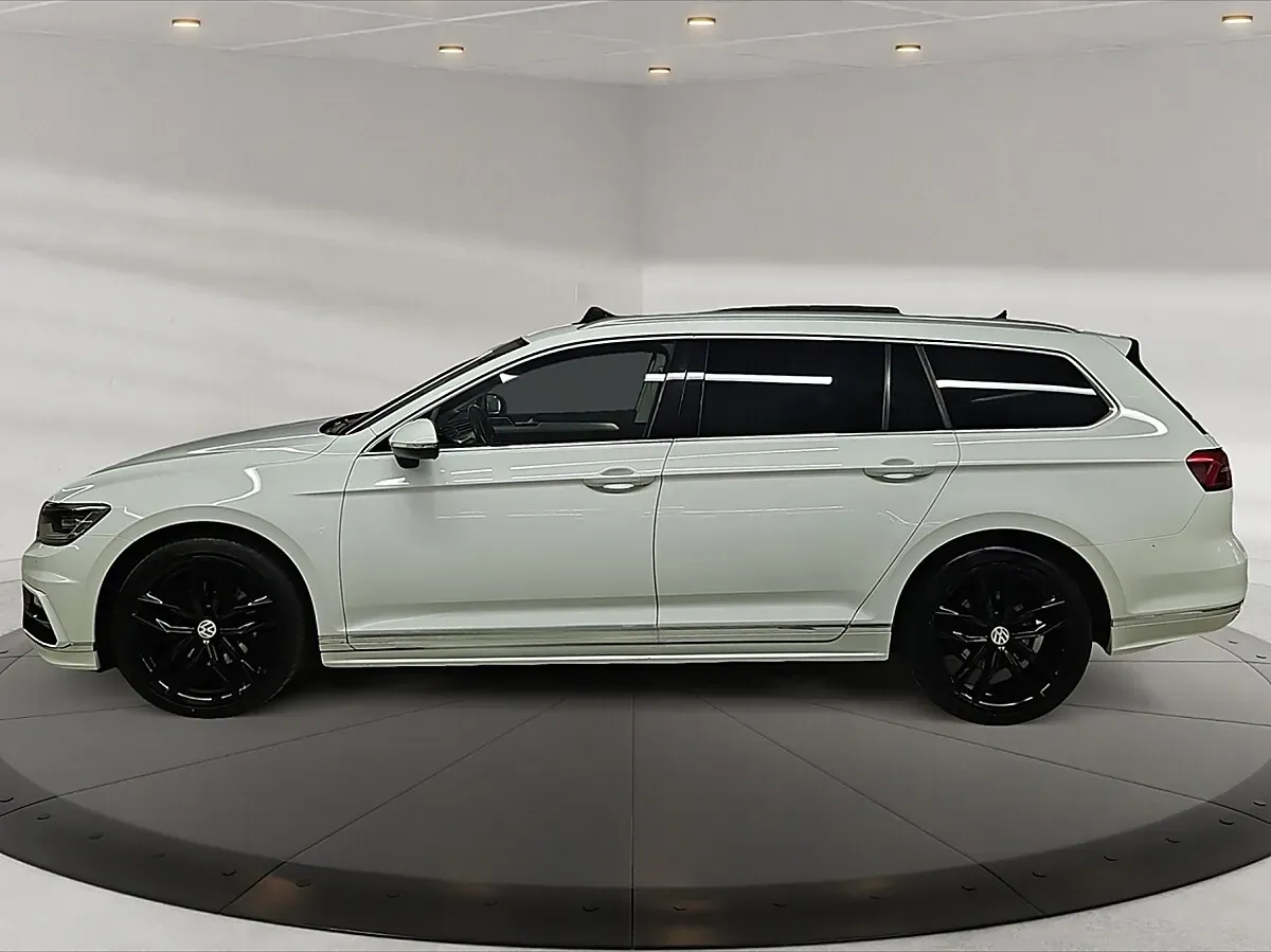 Volkswagen Passat 2016 photo 2