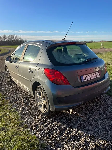 Peugeot 207