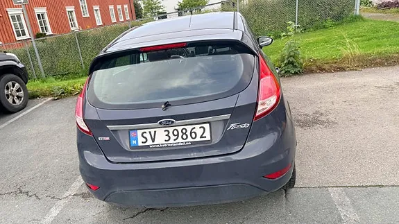 Ford Fiesta 2013 photo 2