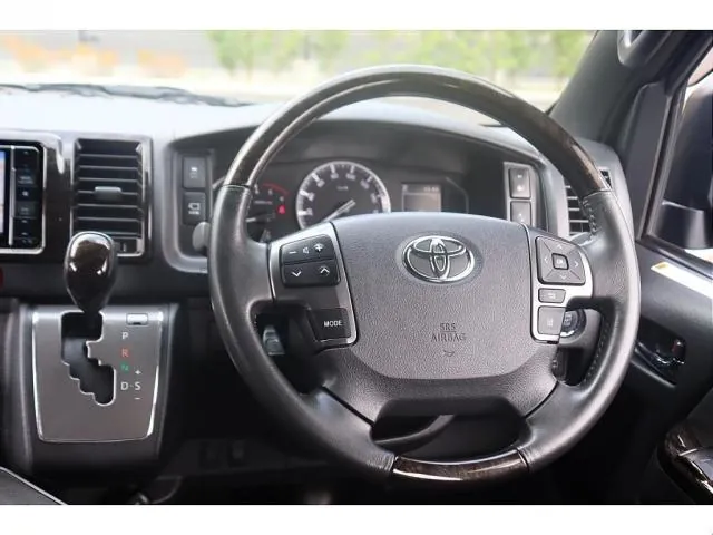 Toyota Hiace Gl 2024 photo 3