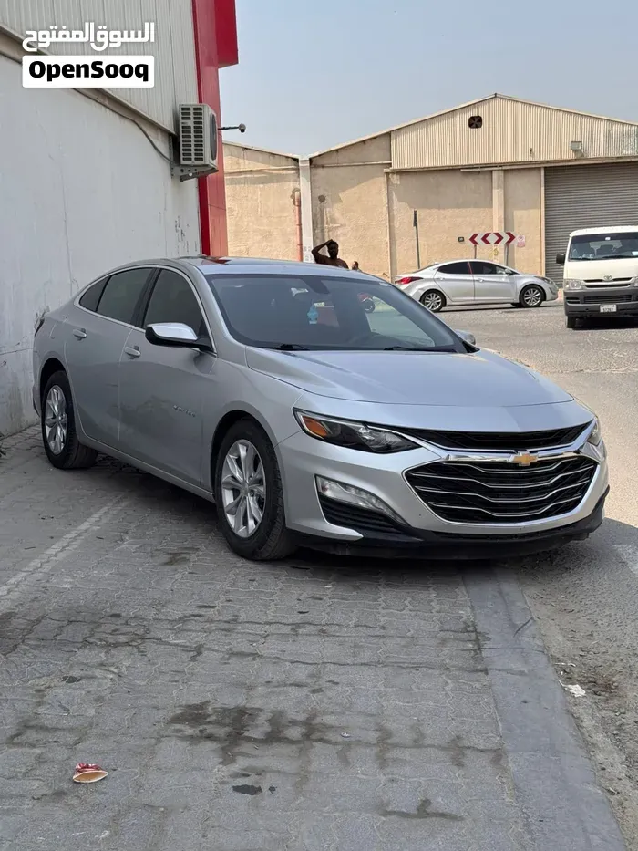 Chevrolet Malibu 2021 photo 2