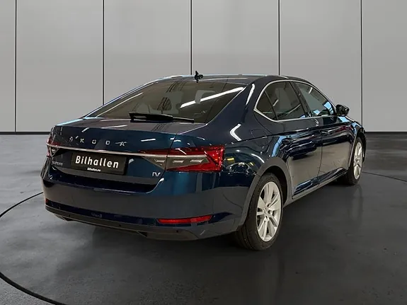 Skoda Superb 2020 photo 5