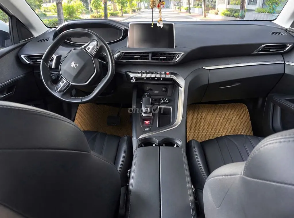 Peugeot 5008 2018 photo 3