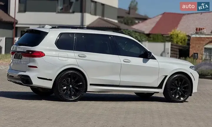BMW X7 2022 photo 3