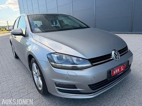 Volkswagen Golf 2013 photo 3