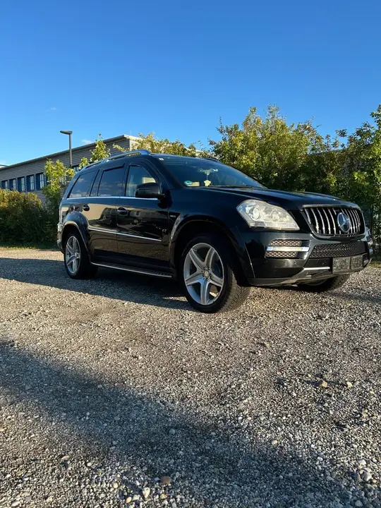 Mercedes-Benz Gl-Class 2011 photo 2