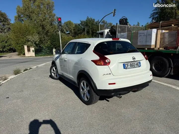 Nissan Juke 2012 photo 3