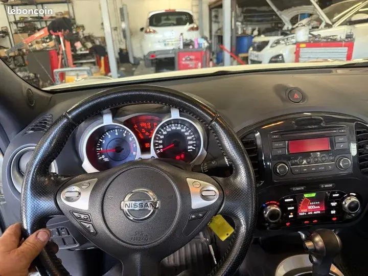 Nissan Juke 2012 photo 4