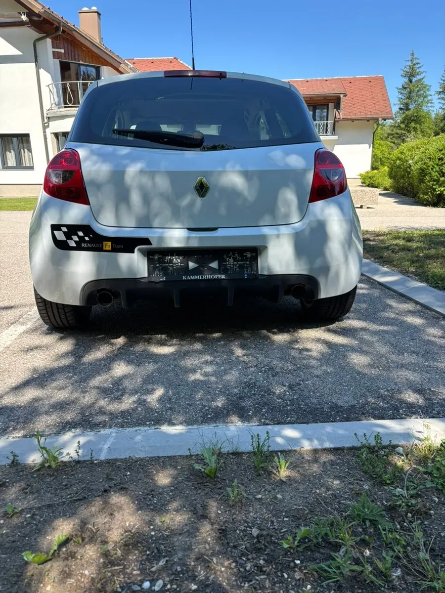 Renault Clio 2008 photo 3