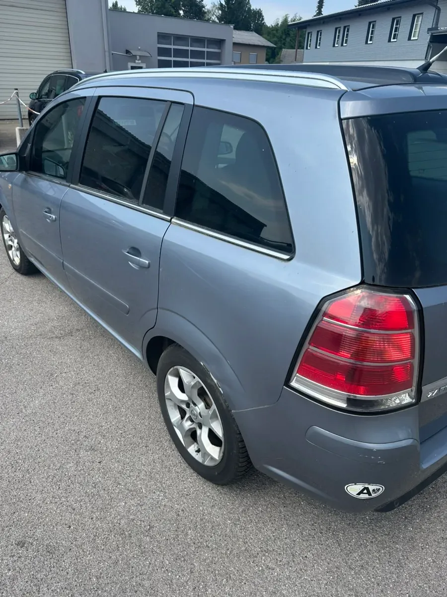 Opel Zafira