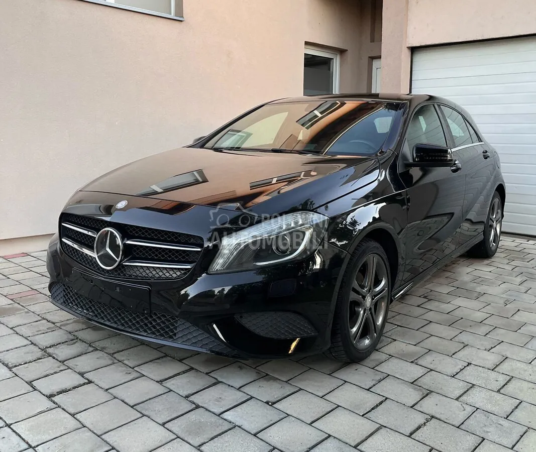 Mercedes-Benz A180