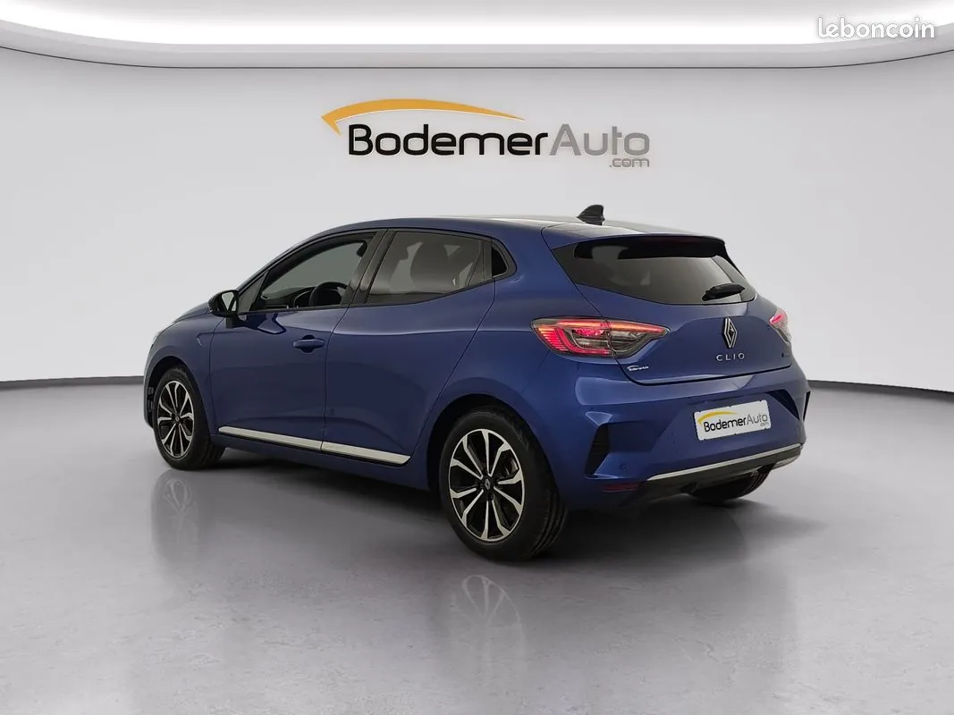 Renault Clio 2025 photo 3