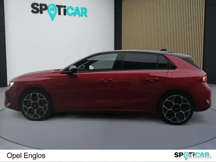 Opel Astra 2022 photo 2
