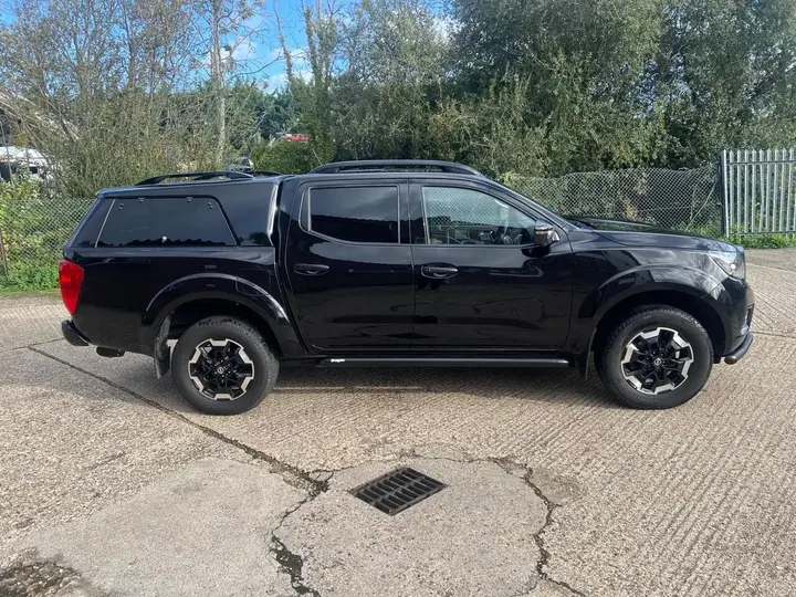 Nissan Navara 2020 photo 2