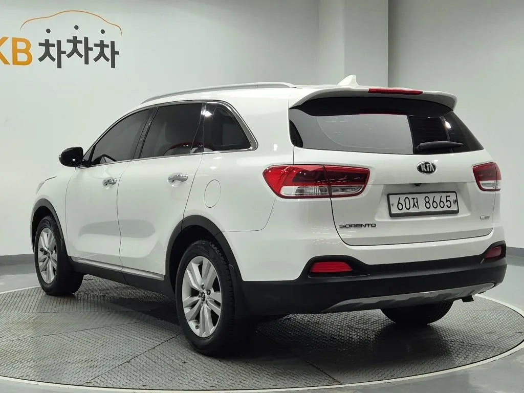 Kia Sorento 2017 photo 2