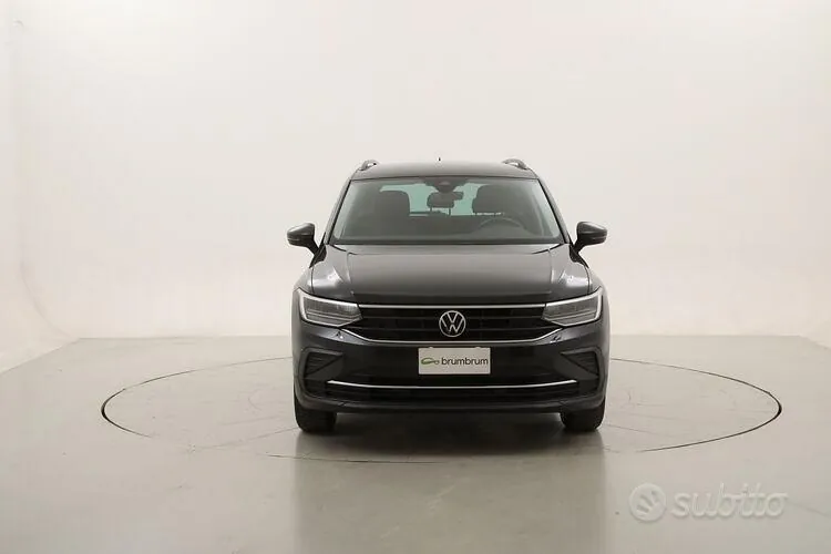 Volkswagen Tiguan 2023 photo 2