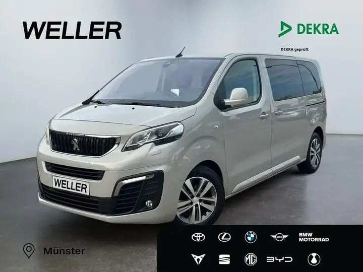 Peugeot Traveller