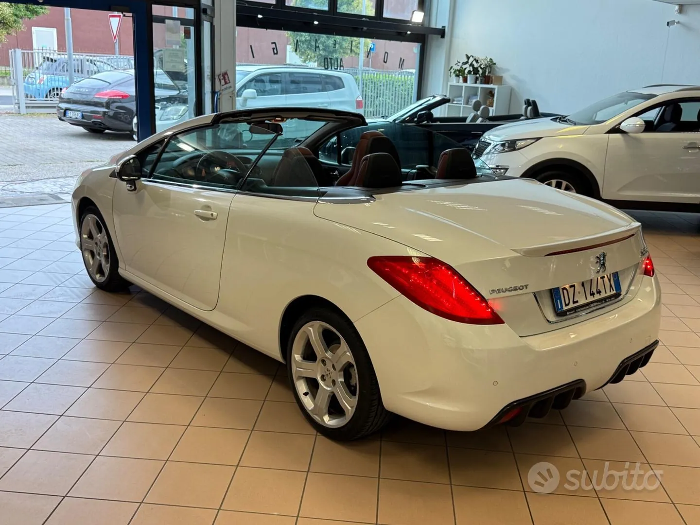 Peugeot 308 2010 photo 4