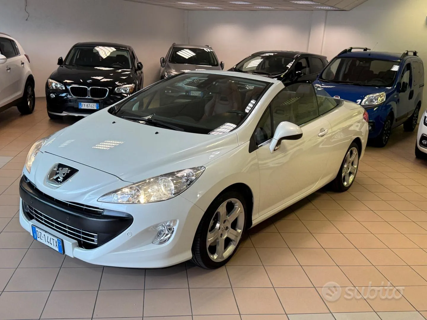 Peugeot 308 2010 photo 2