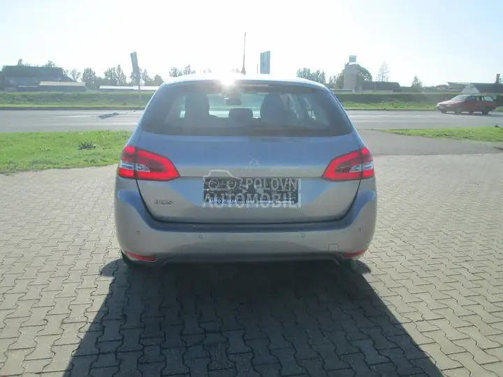 Peugeot 308 2019 photo 4