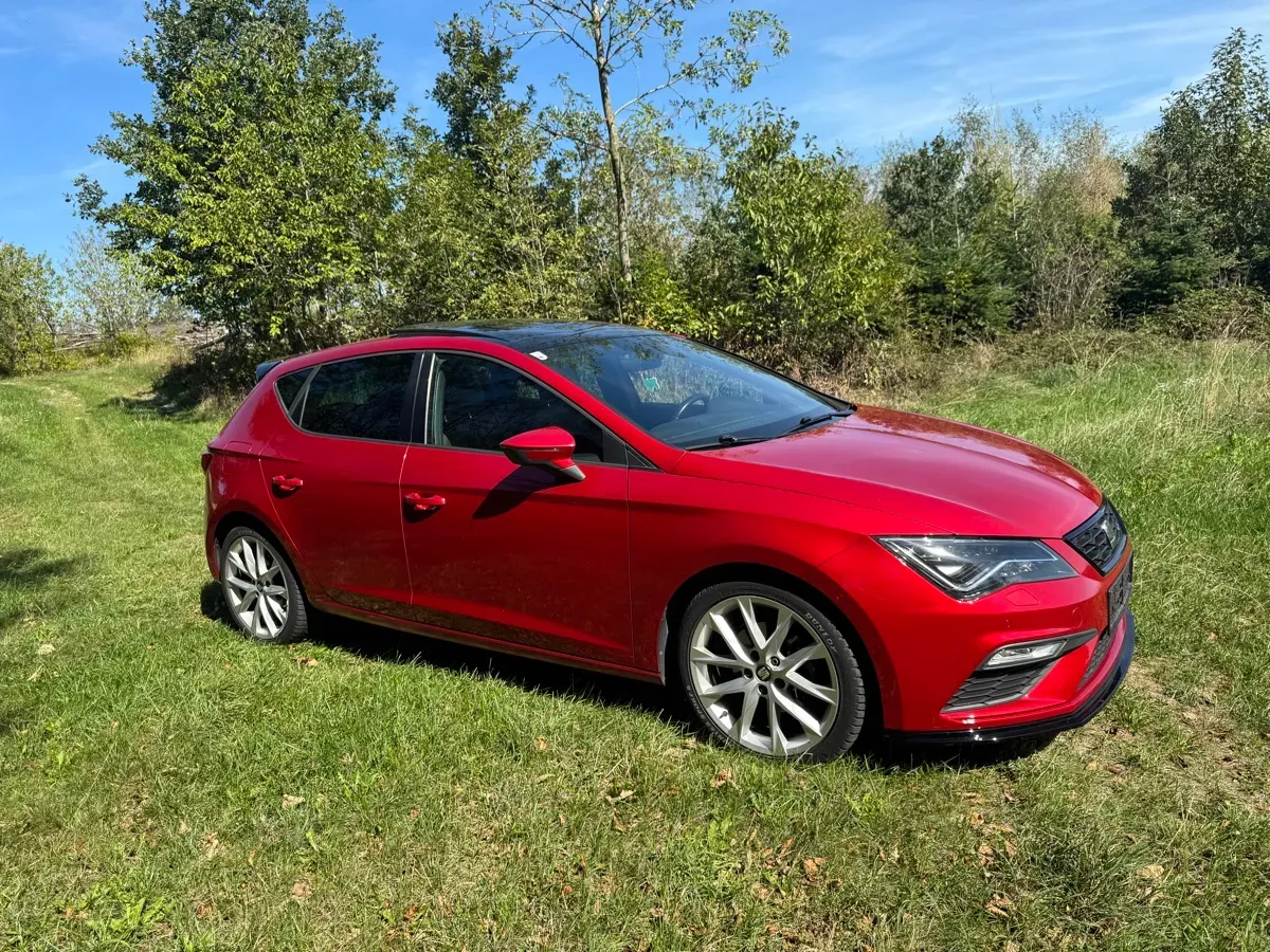 Seat Leon 2019 photo 2