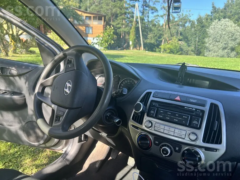 Hyundai I20 2013 photo 4